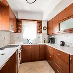 Sea & Mountain Horizon By Myrto Apartman *